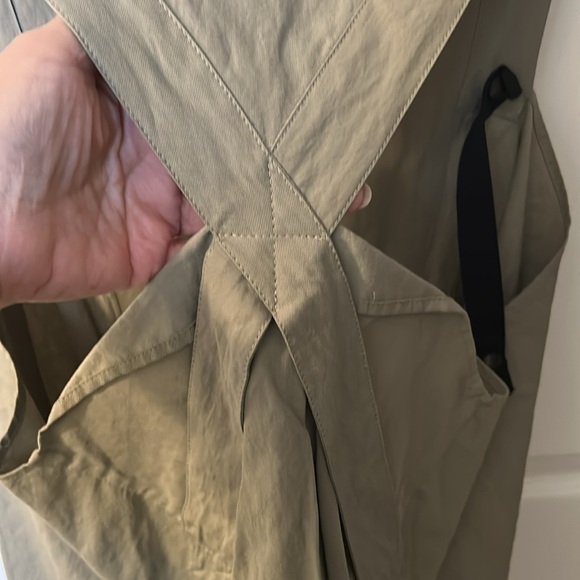 Sarah Pacini Olive Sleeveless Draped Top — Size 8–10 (SP 2) - Picture 3 of 14